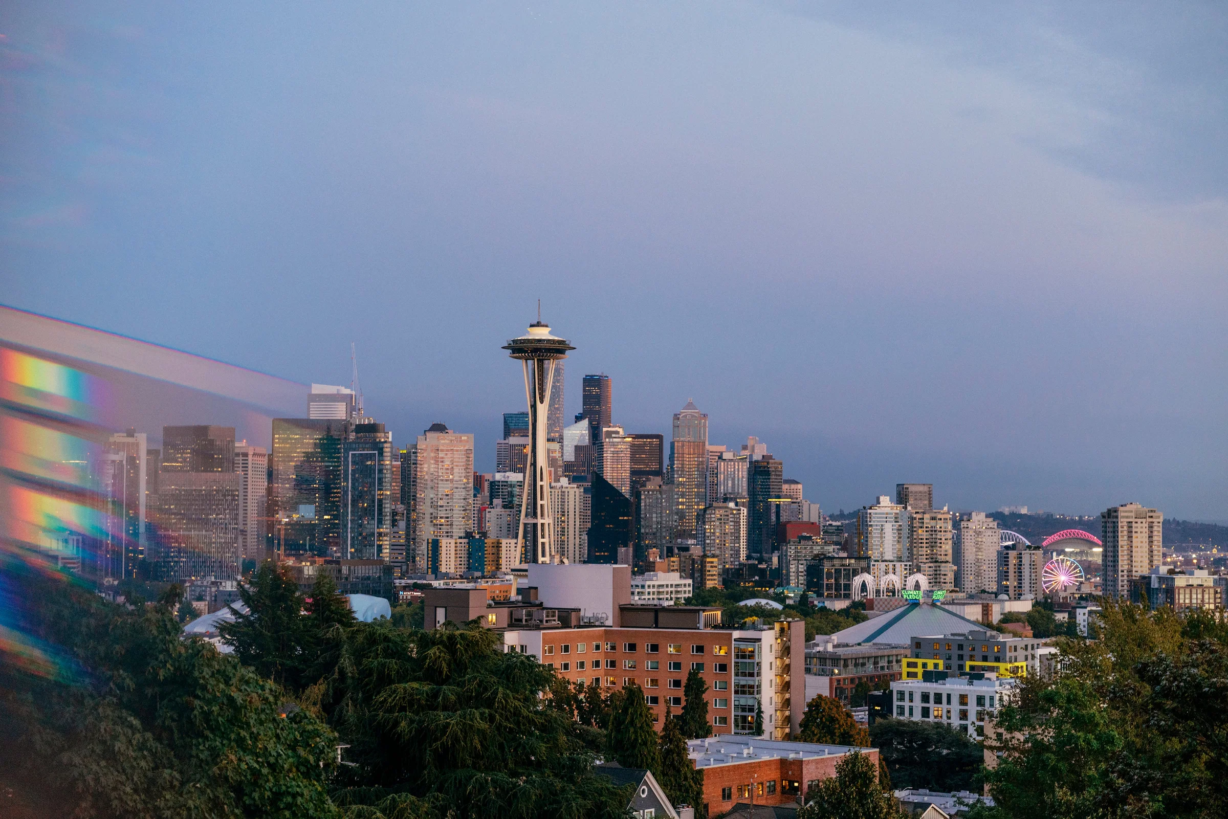Seattle skyline with the Space Needle at dusk